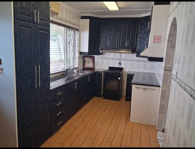 3 BEDROOM HOUSE FOR SALE IN BLUFF